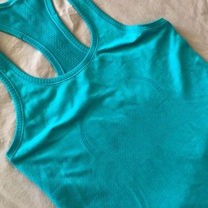 Lululemon Tank - Turquoise size 6